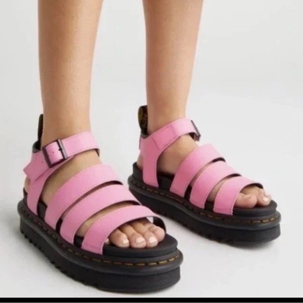 Dr. Martens Blaire Sandal Size8 NWOT